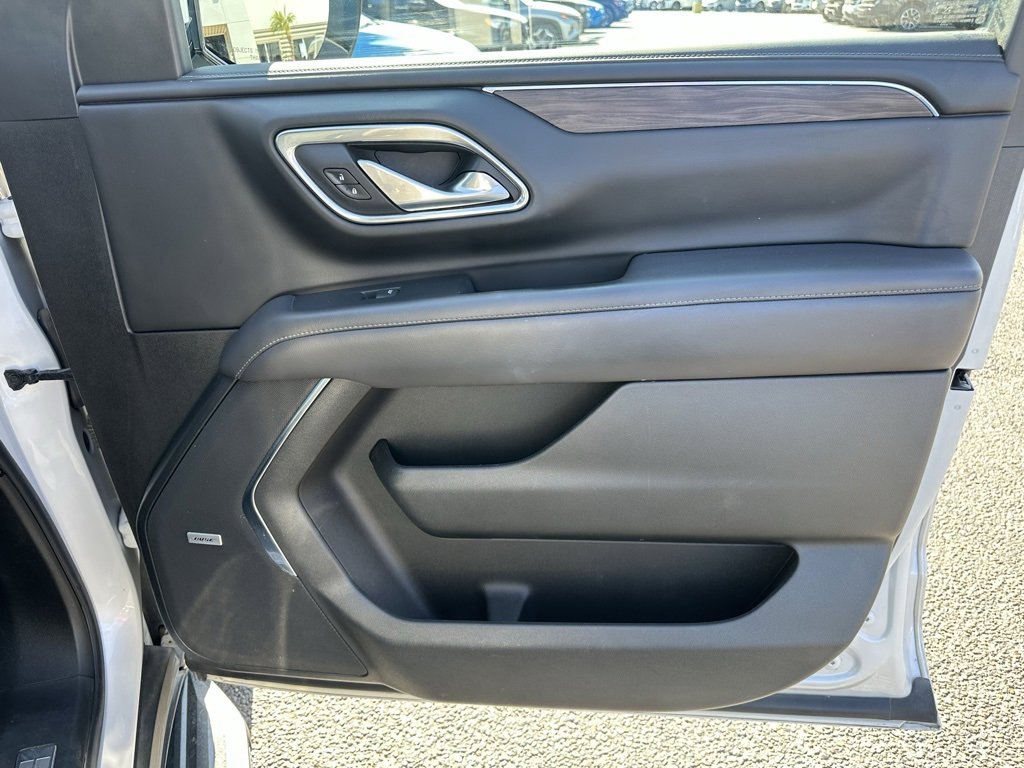 Used 2022 Chevrolet Tahoe LT w/ Luxury Package image 22