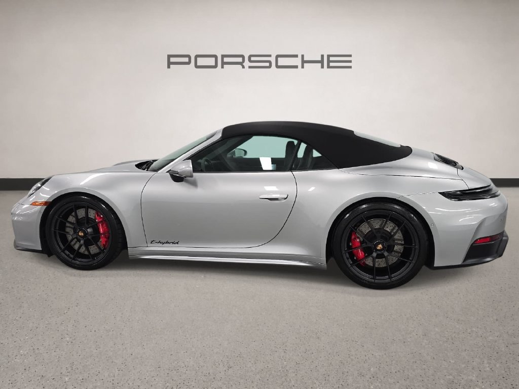 Certified 2025 Porsche 911 Carrera 4 GTS AWD/4WD image 2