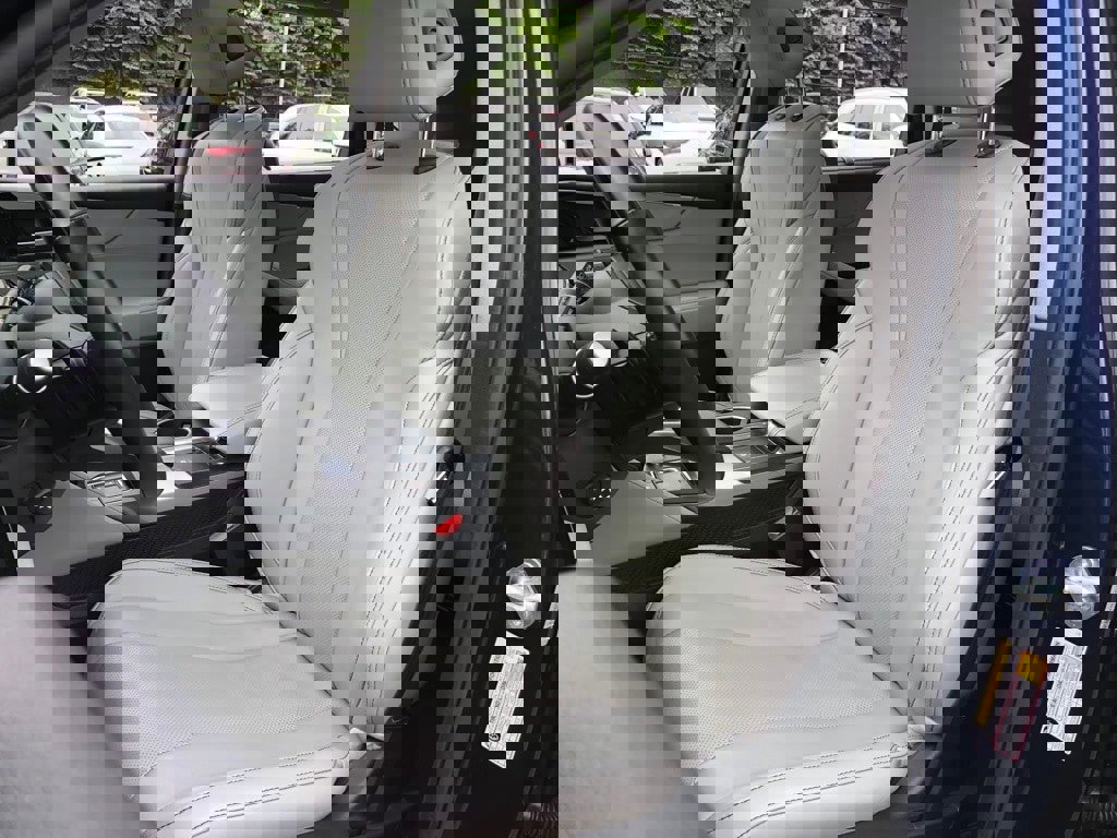 Used 2023 Acura MDX SH-AWD w/ Technology Package image 31