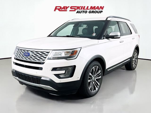 Used 2017 Ford Explorer Platinum image 3