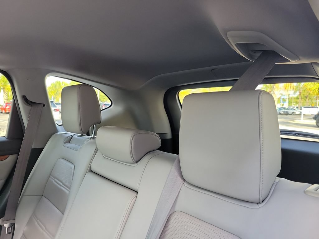 Used 2019 Honda CR-V Touring image 17