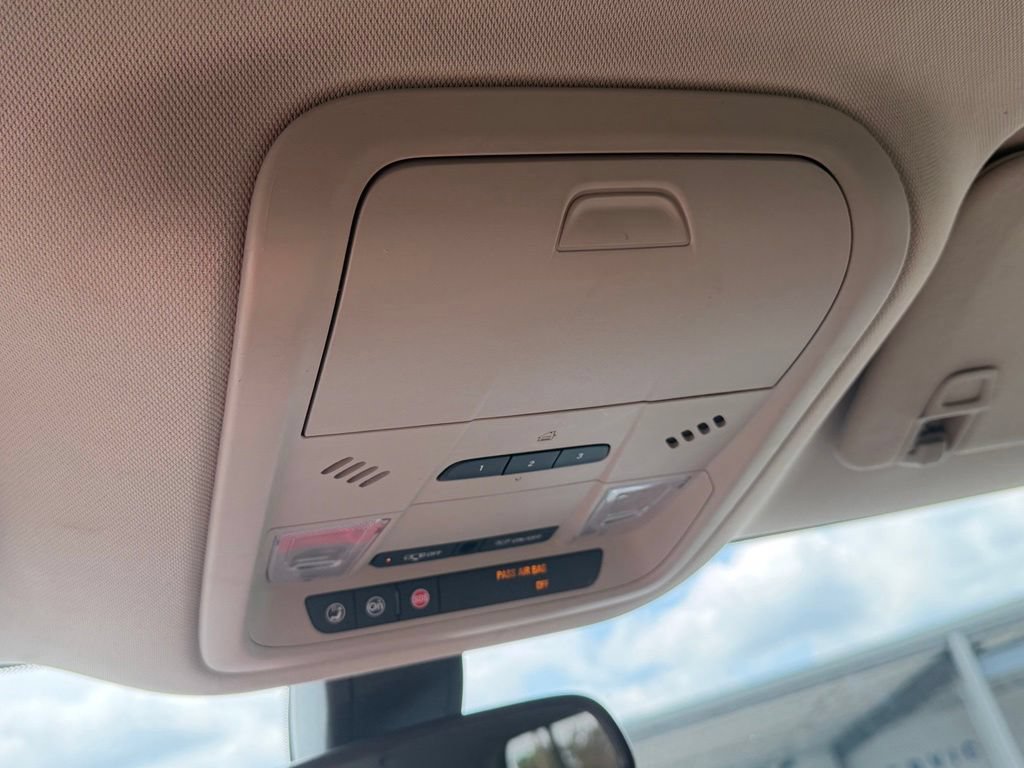 Used 2020 Buick Enclave Essence FWD image 28