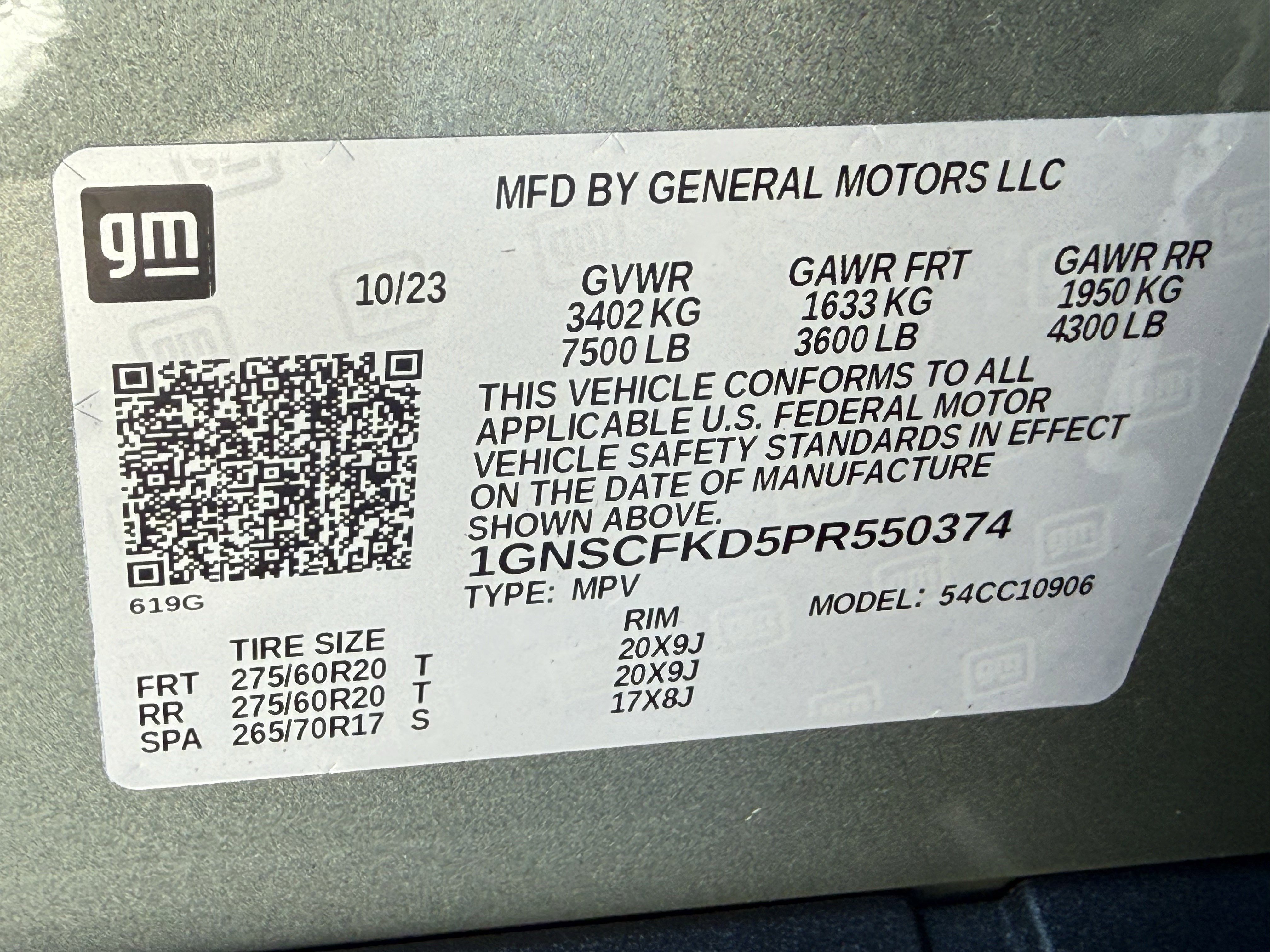 Used 2023 Chevrolet Suburban Premier image 35