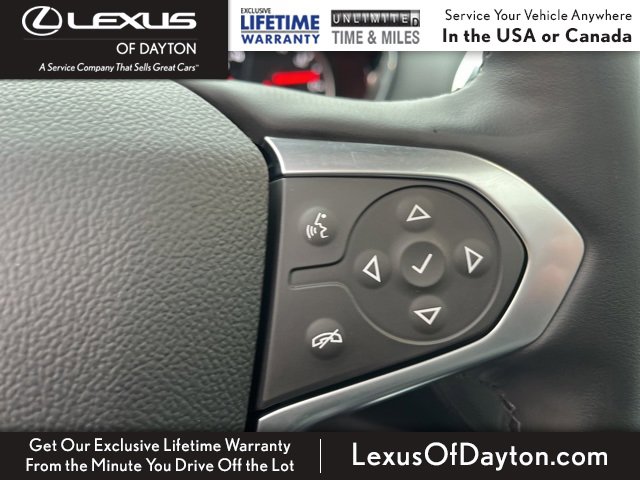 Used 2023 Chevrolet Traverse Premier image 17