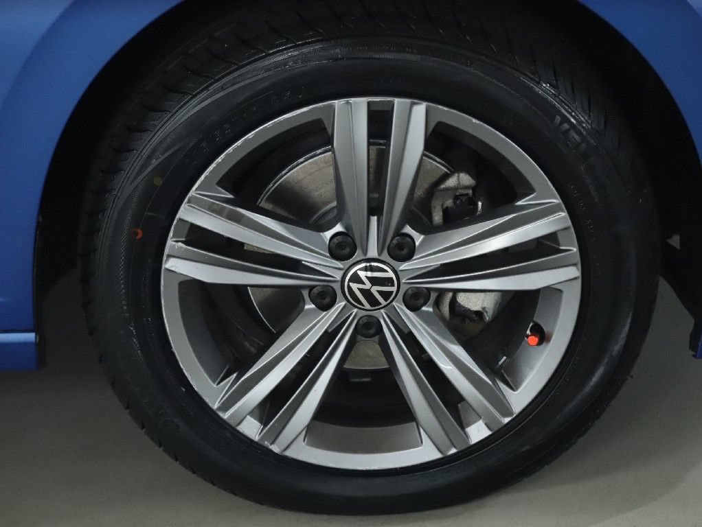 Used 2023 Volkswagen Jetta SE FWD image 10