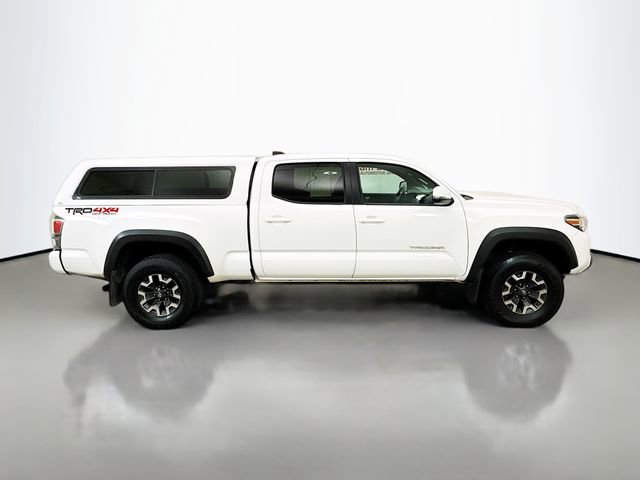 Used 2022 Toyota Tacoma TRD Off-Road image 8