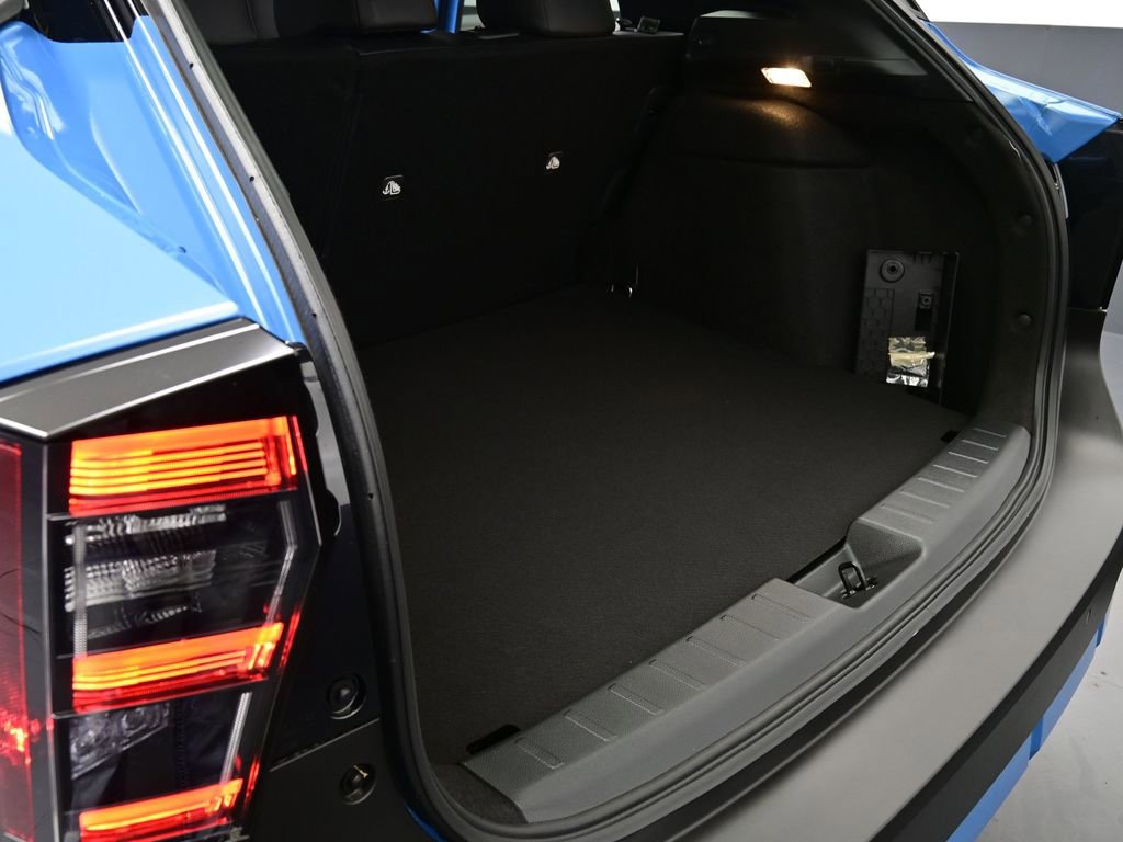 New 2026 Nissan Kicks SR w/ Cold Weather Package image 21