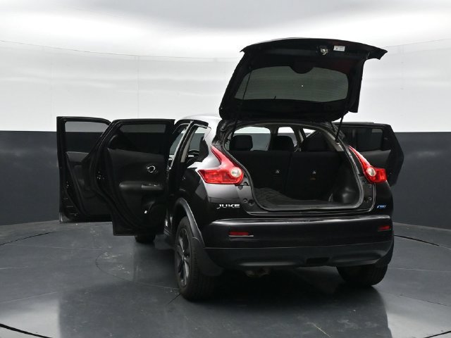 Used 2014 Nissan Juke S FWD image 50