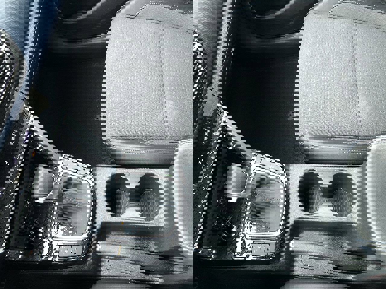 Used 2023 Kia Seltos Nightfall Edition image 17