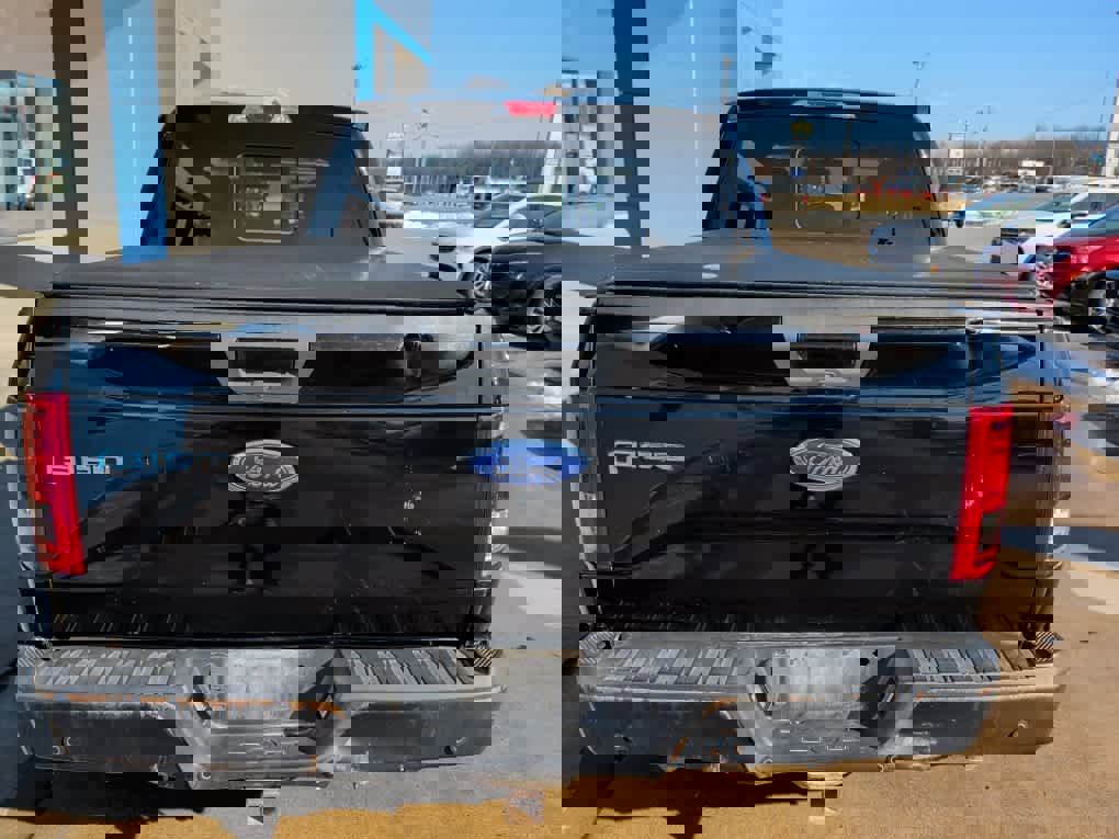 Used 2016 Ford F150 XLT w/ Equipment Group 302A Luxury image 9