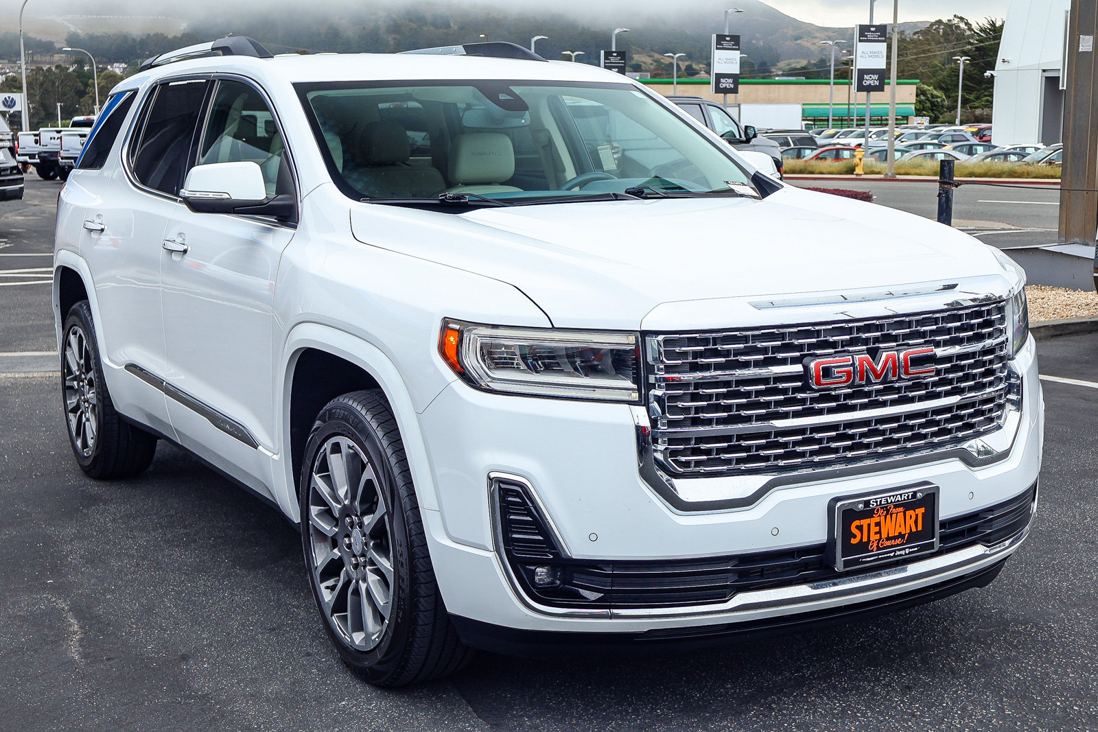 Used 2023 GMC Acadia Denali AWD/4WD image 20