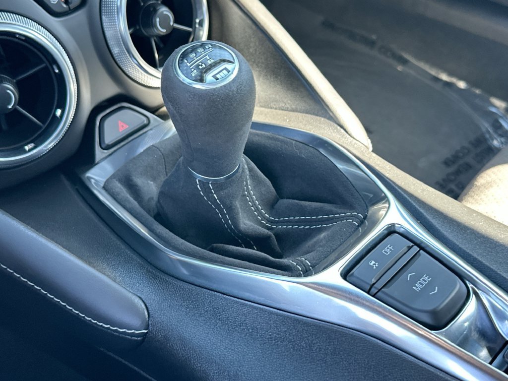 Certified 2022 Chevrolet Camaro SS RWD image 16