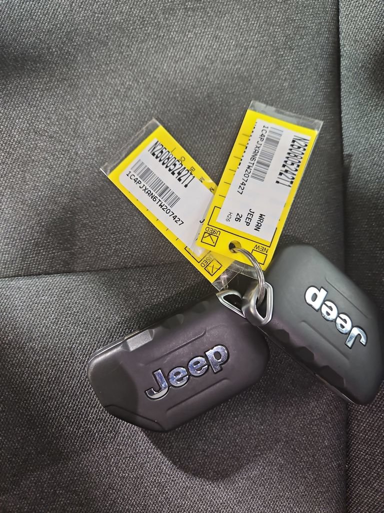 Used 2026 Jeep Wrangler Sport AWD/4WD image 27