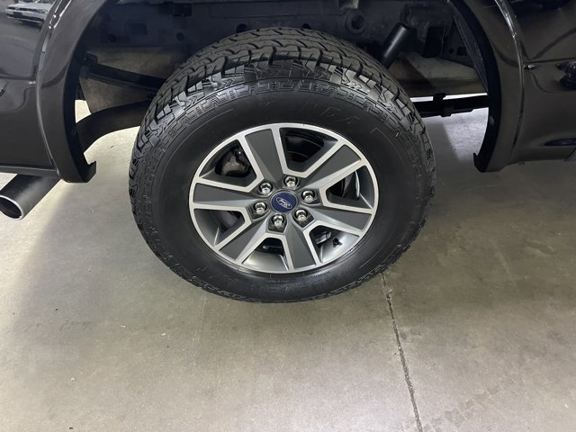 Used 2016 Ford F150 XLT w/ Equipment Group 301A Mid image 13