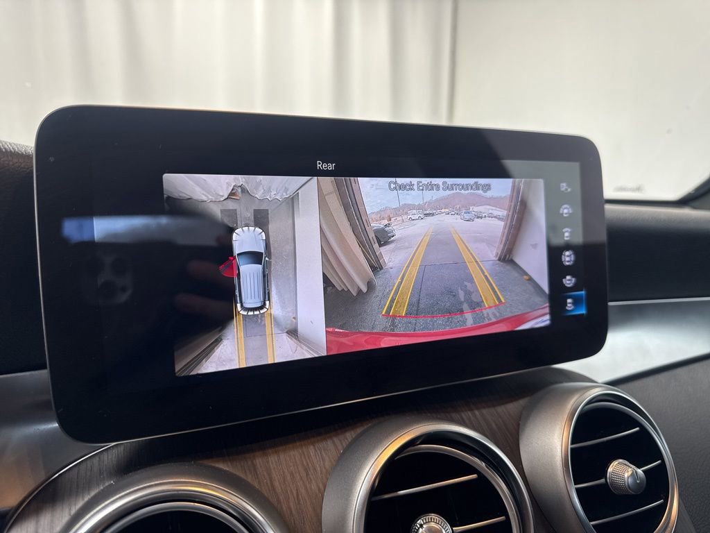 Used 2022 Mercedes-Benz GLC 300 4MATIC w/ AMG Line image 17