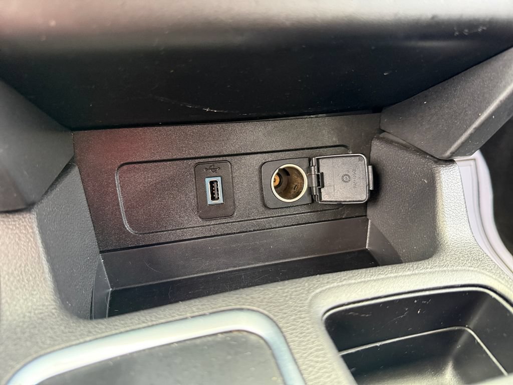Used 2019 Ford Escape SE FWD image 35