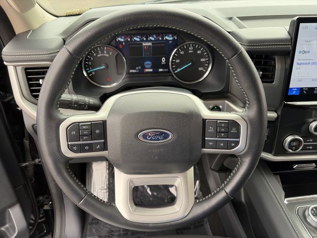 Used 2024 Ford Expedition Max XL AWD/4WD image 24