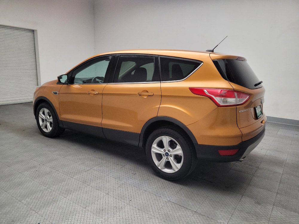 Used 2016 Ford Escape SE image 3