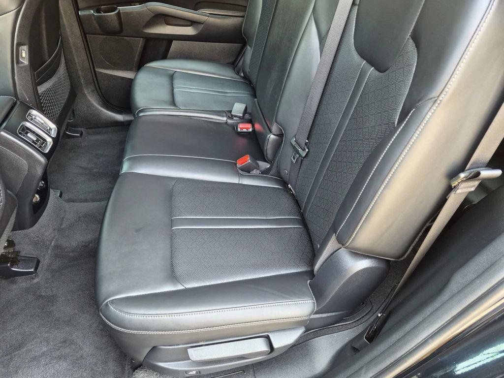 Certified 2023 Kia Sorento S AWD/4WD image 23