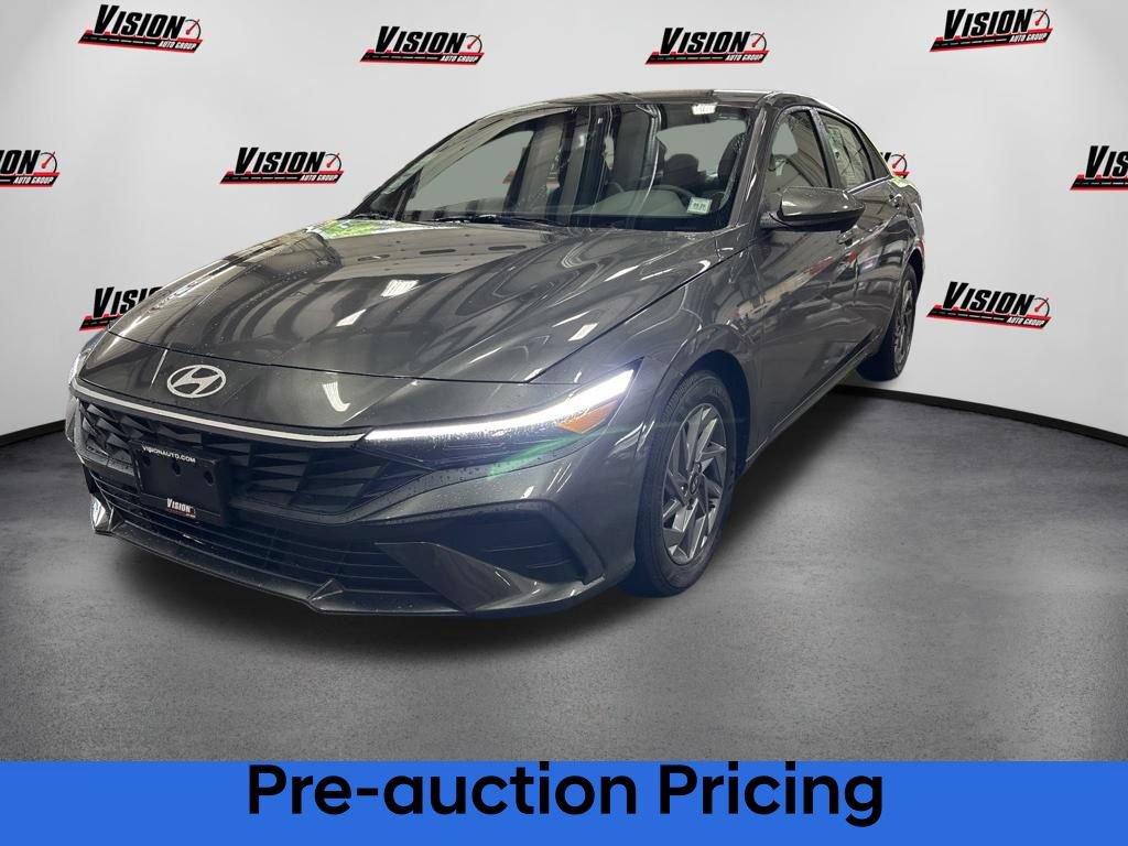 Used 2024 Hyundai Elantra SEL FWD 360° Tour