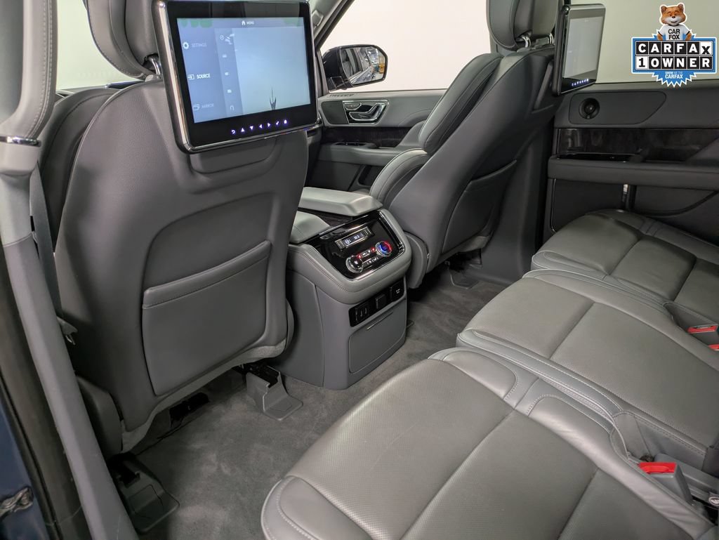 Used 2019 Lincoln Navigator Select w/ Technology Package AWD/4WD image 30
