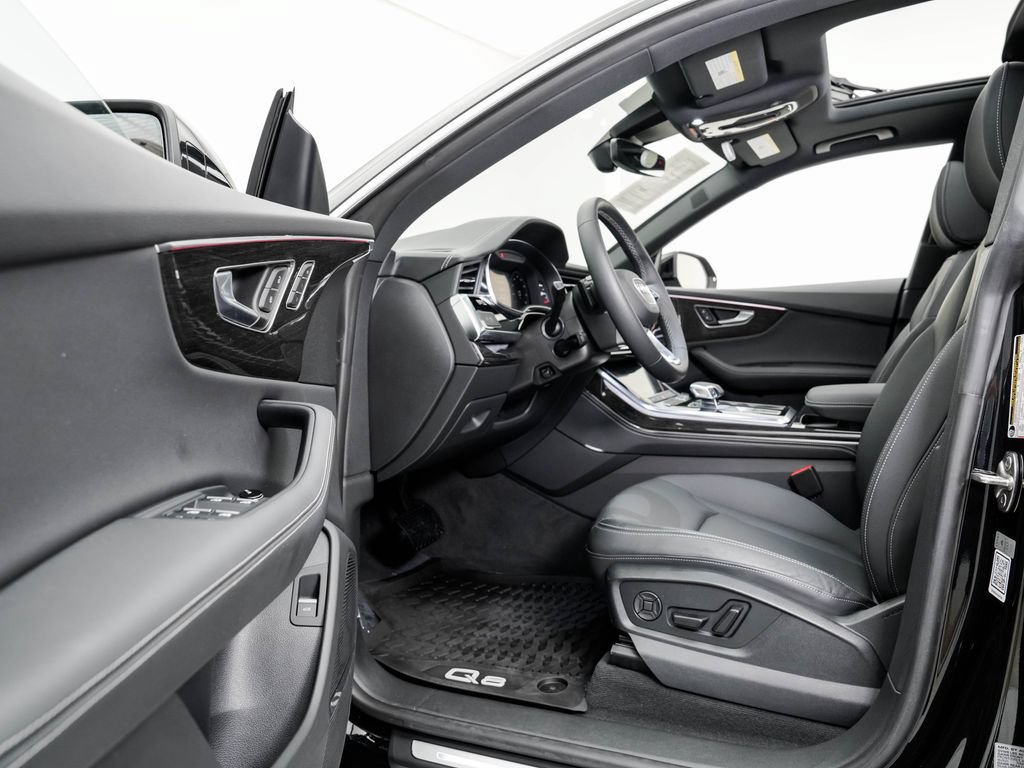 Certified 2024 Audi Q8 Premium Plus w/ Premium Plus Package AWD/4WD image 8