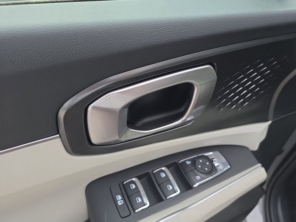 New 2026 Kia Sorento S FWD image 18