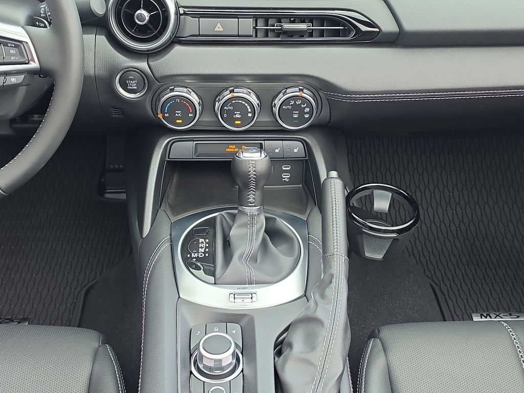 New 2026 MAZDA MX-5 Miata Grand Touring w/ Weather Package RWD image 21