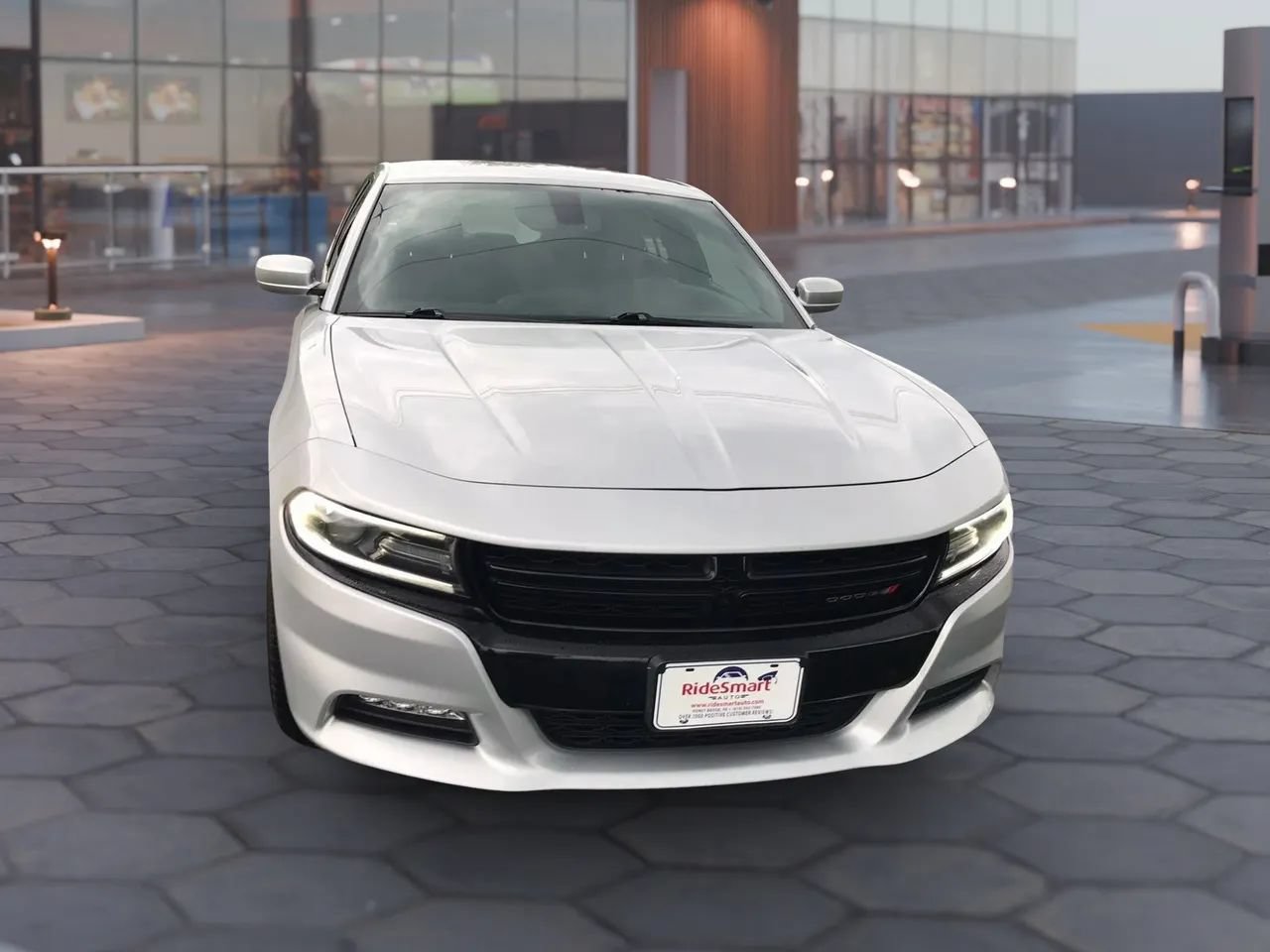 Used 2019 Dodge Charger SXT AWD/4WD image 7