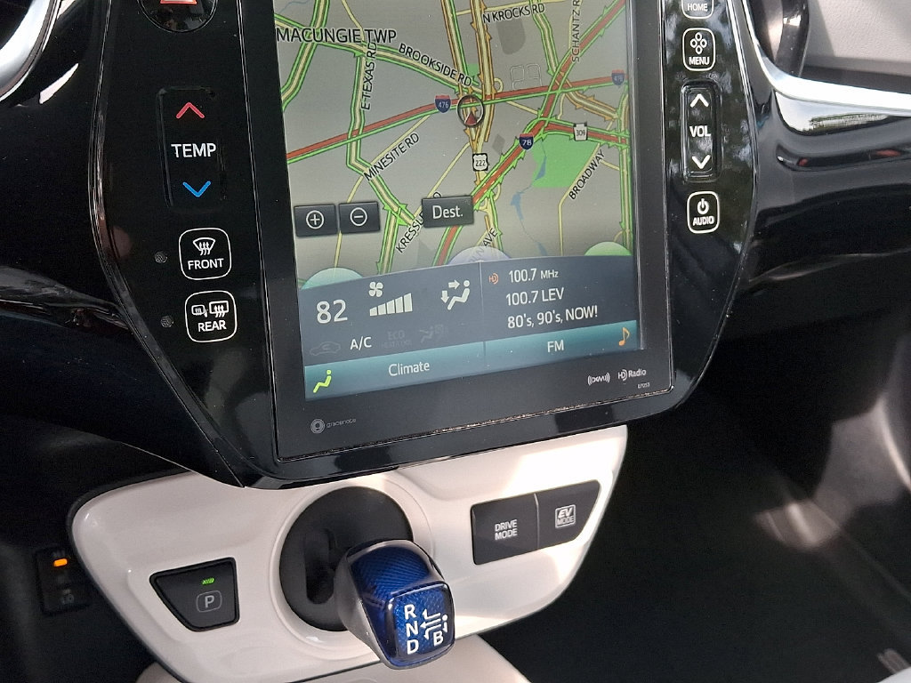 Used 2018 Toyota Prius Four w/ Advanced Technology Package FWD image 17
