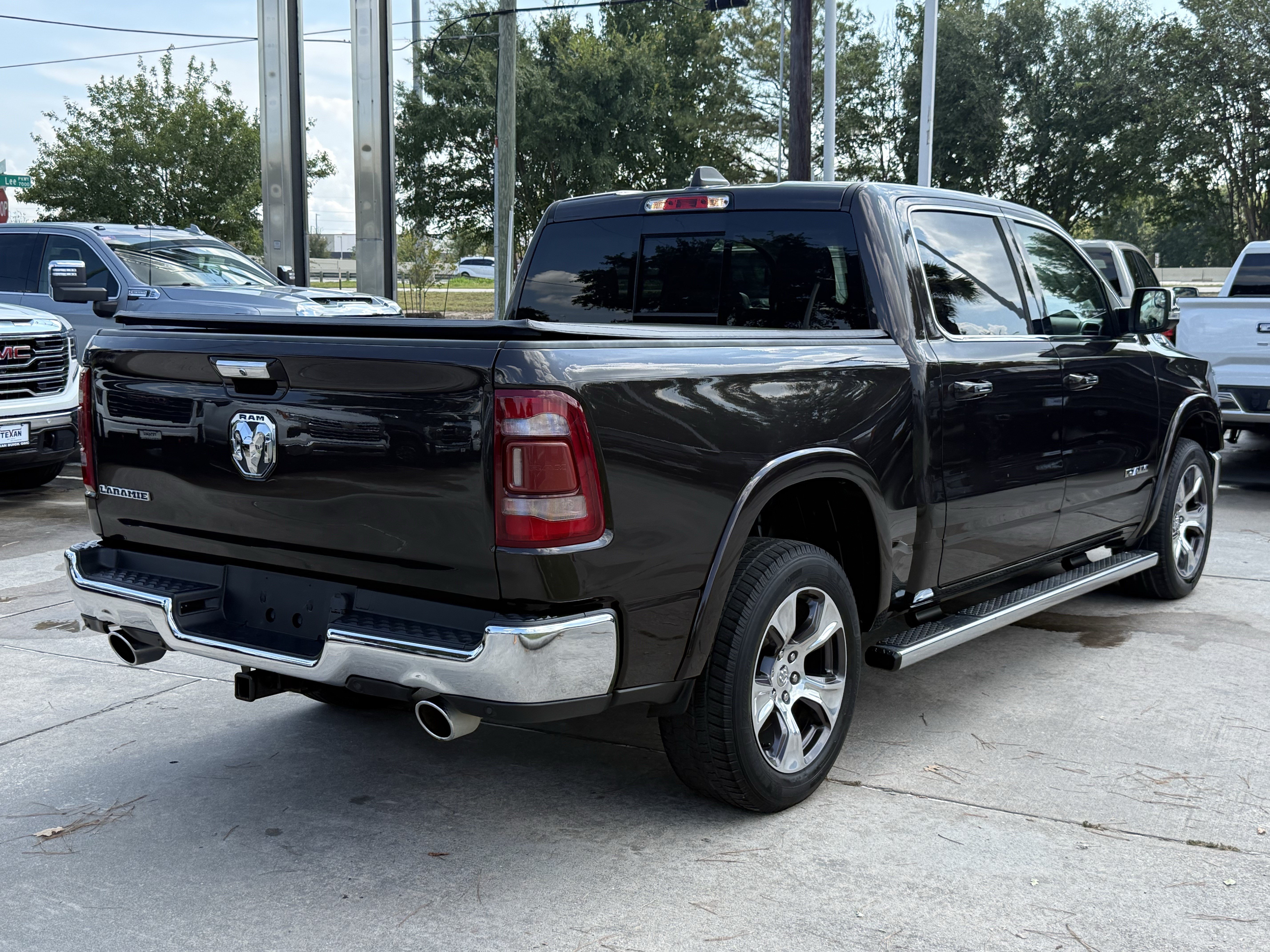 Used 2019 RAM 1500 Laramie RWD image 5