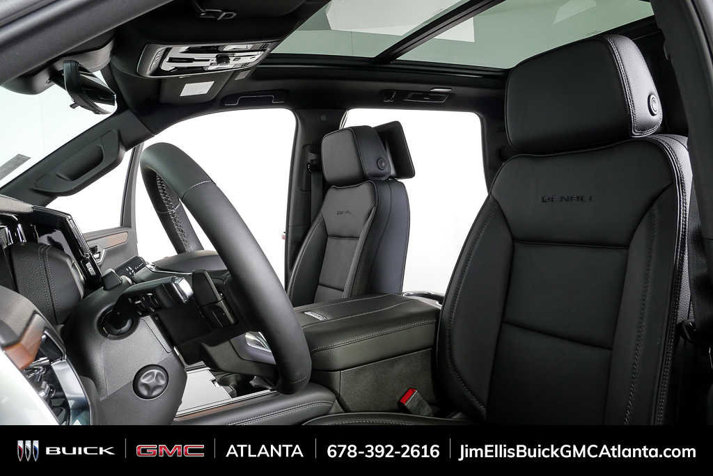 New 2026 GMC Yukon Denali w/ Denali Reserve Package image 5