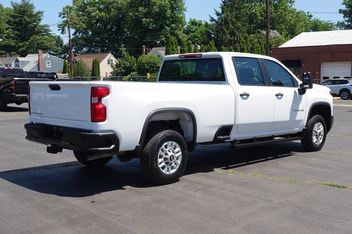 Used 2025 Chevrolet Silverado 2500 W/T AWD/4WD image 3