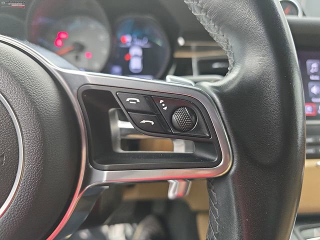 Used 2018 Porsche Macan S image 42