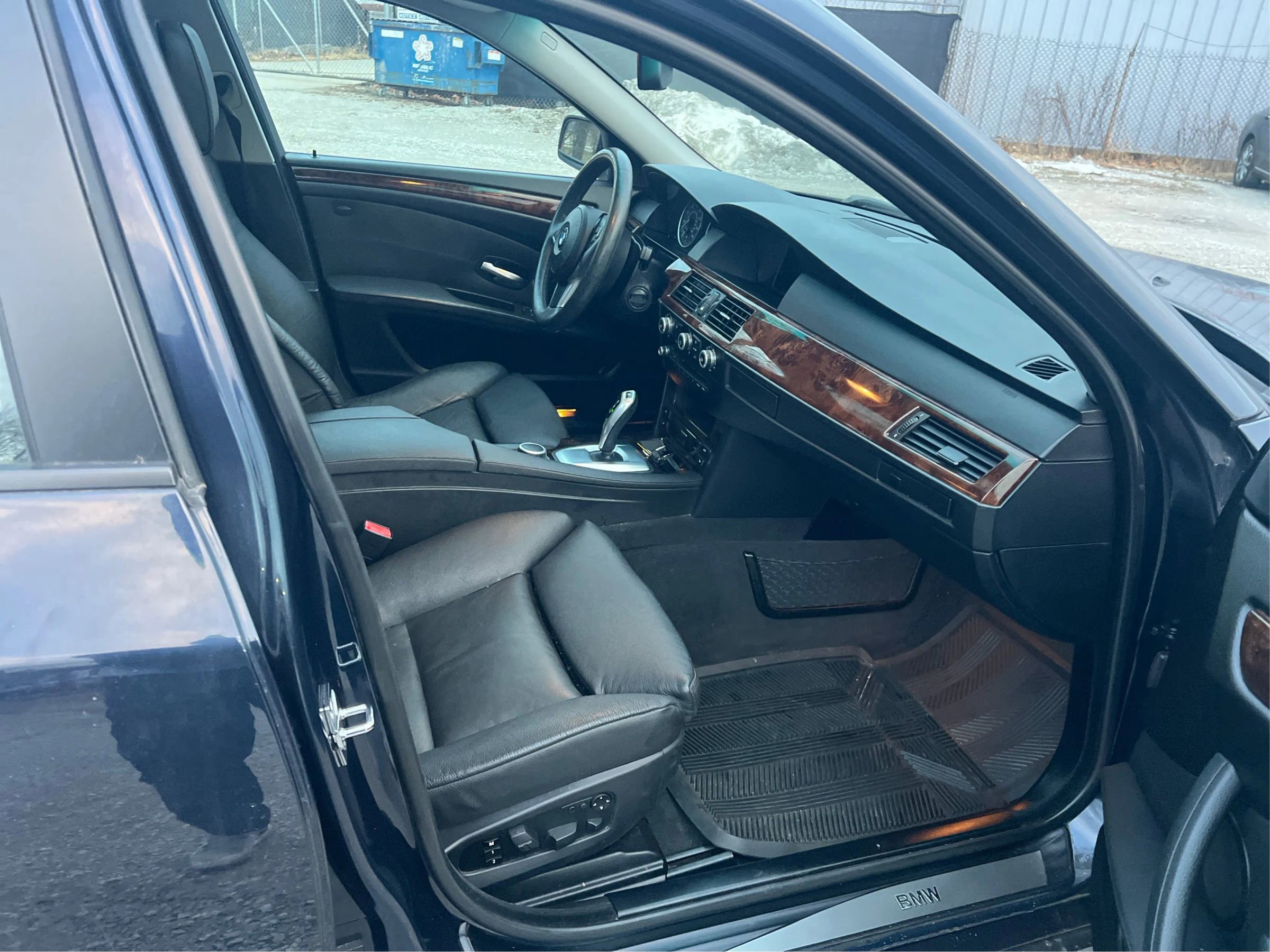 Used 2008 BMW 535i Sedan image 25