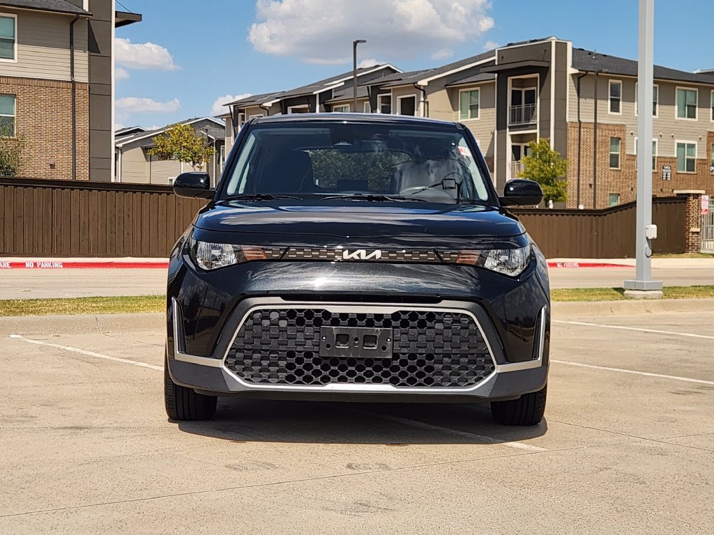 Certified 2024 Kia Soul LX w/ LX Technology Package FWD image 2