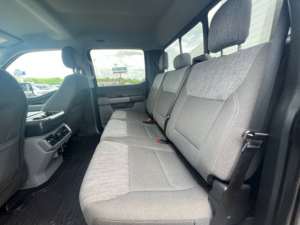 Used 2022 Ford F150 XLT w/ Equipment Group 302A High AWD/4WD image 18