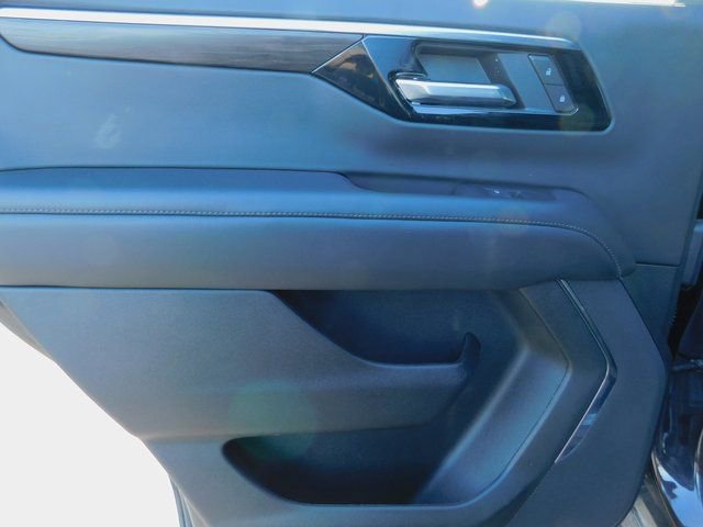 Used 2025 Chevrolet Tahoe Z71 image 26