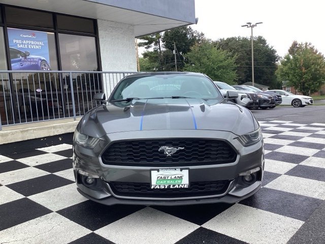 Used 2016 Ford Mustang Coupe image 3