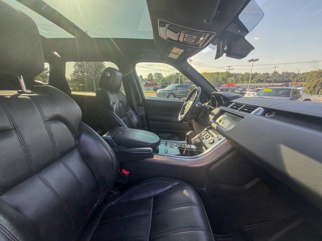 Used 2017 Land Rover Range Rover Sport HSE AWD/4WD image 29