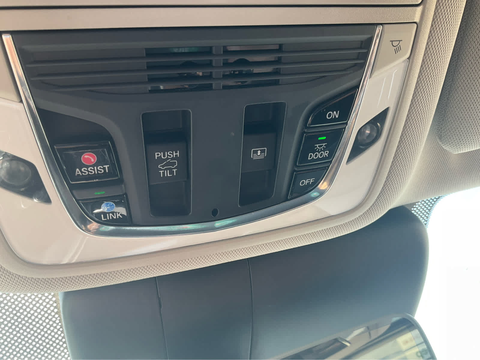 Used 2019 Acura RDX w/ Advance Package AWD/4WD image 15