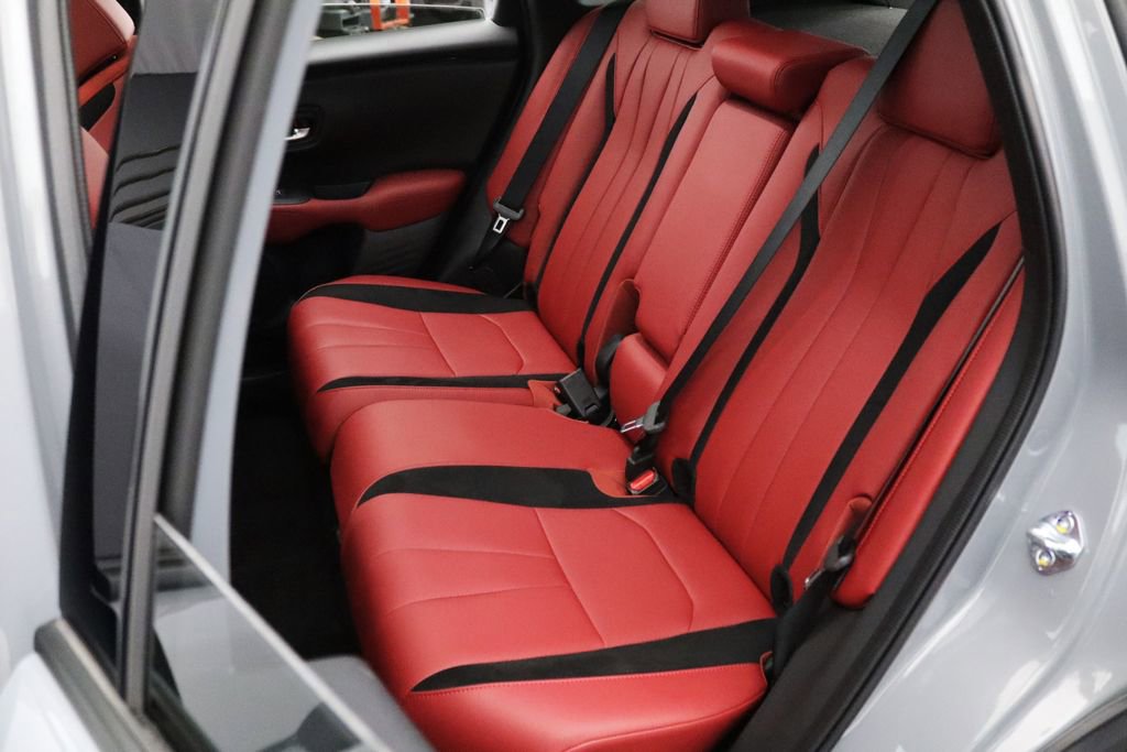 Used 2025 Acura ADX A-Spec image 10