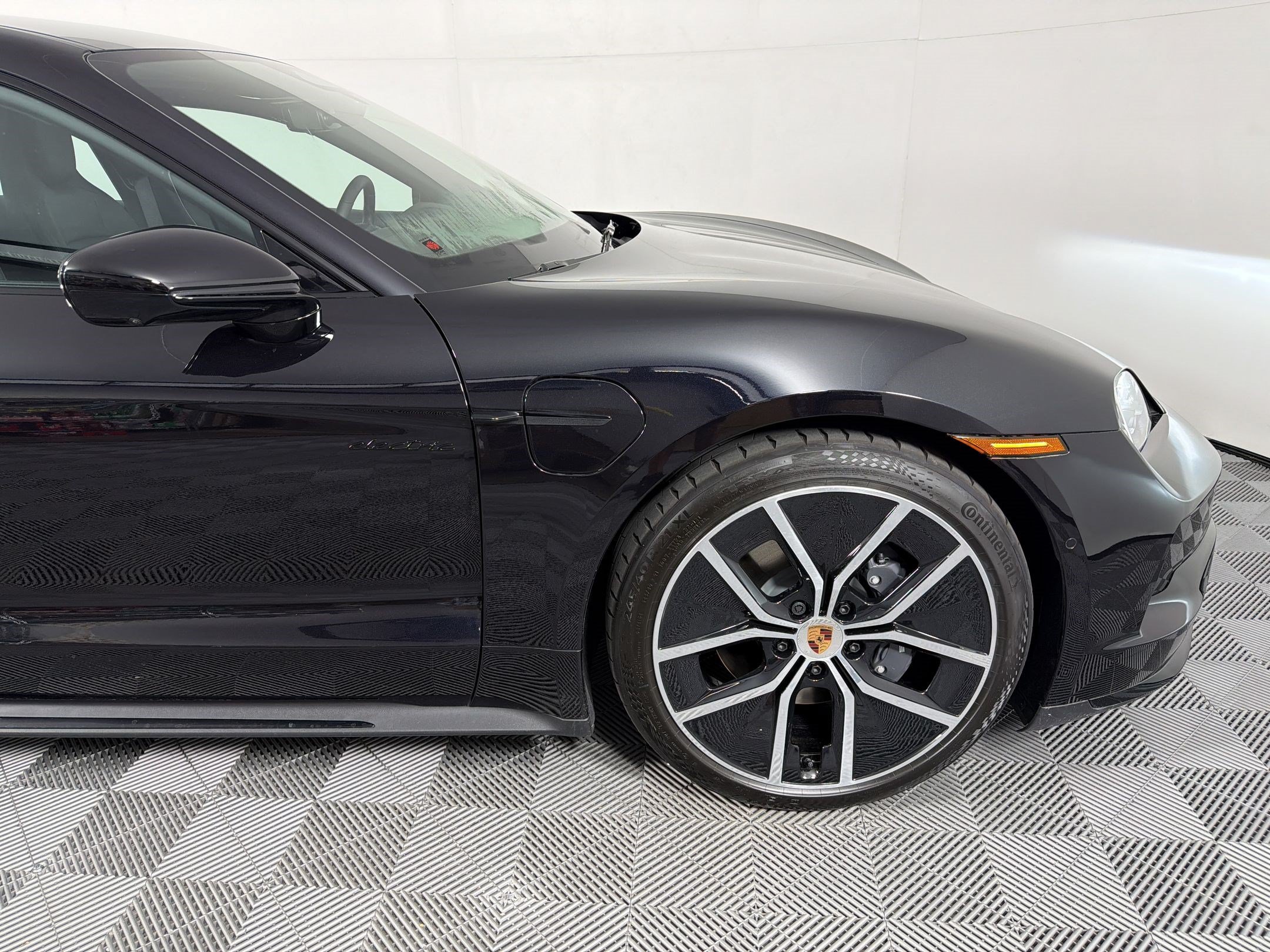 New 2026 Porsche Taycan AWD/4WD image 21