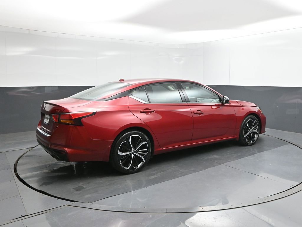 Used 2023 Nissan Altima 2.5 SR image 15