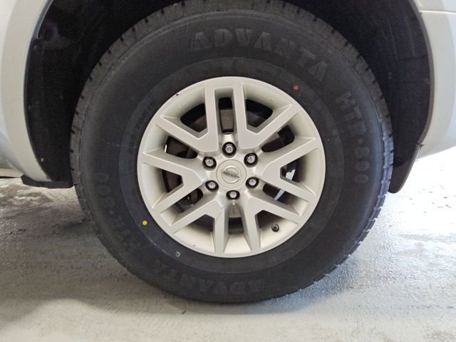 Used 2016 Nissan Frontier SV image 28