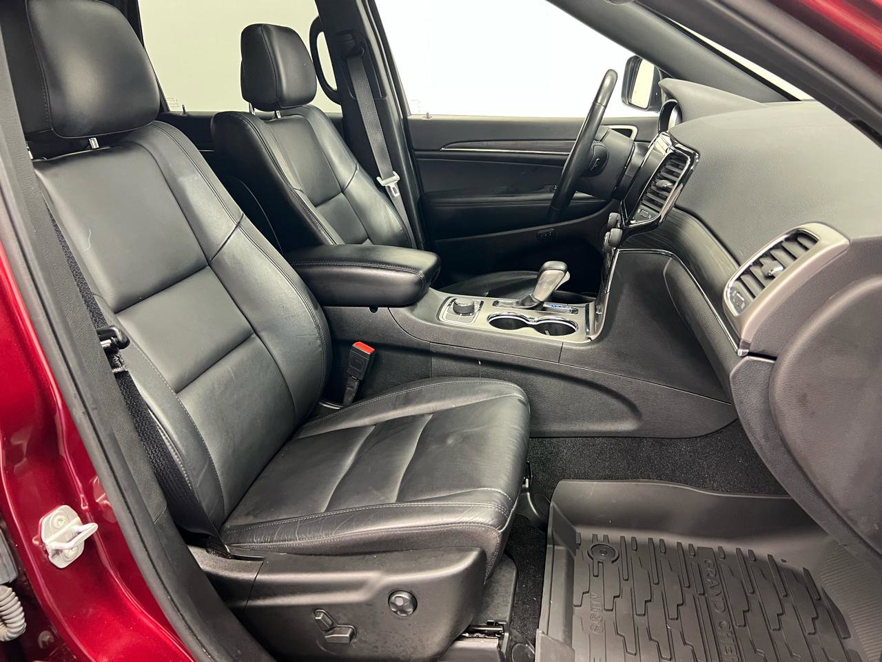Used 2022 Jeep Grand Cherokee Limited AWD/4WD image 13