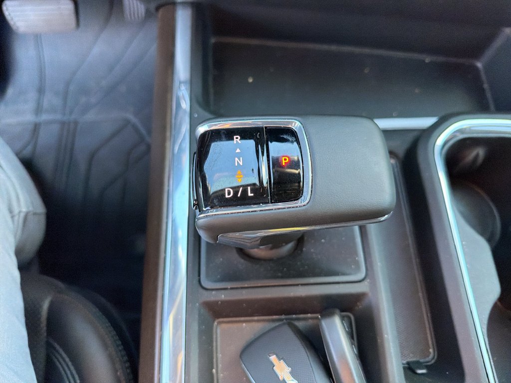 Used 2025 Chevrolet Silverado 1500 High Country w/ High Country Premium Package AWD/4WD image 28