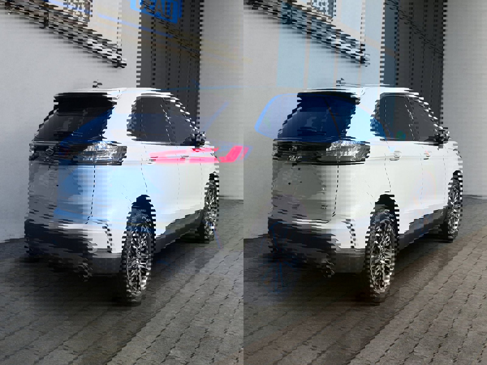 Certified 2024 Ford Edge Titanium w/ Equipment Group 301A image 3