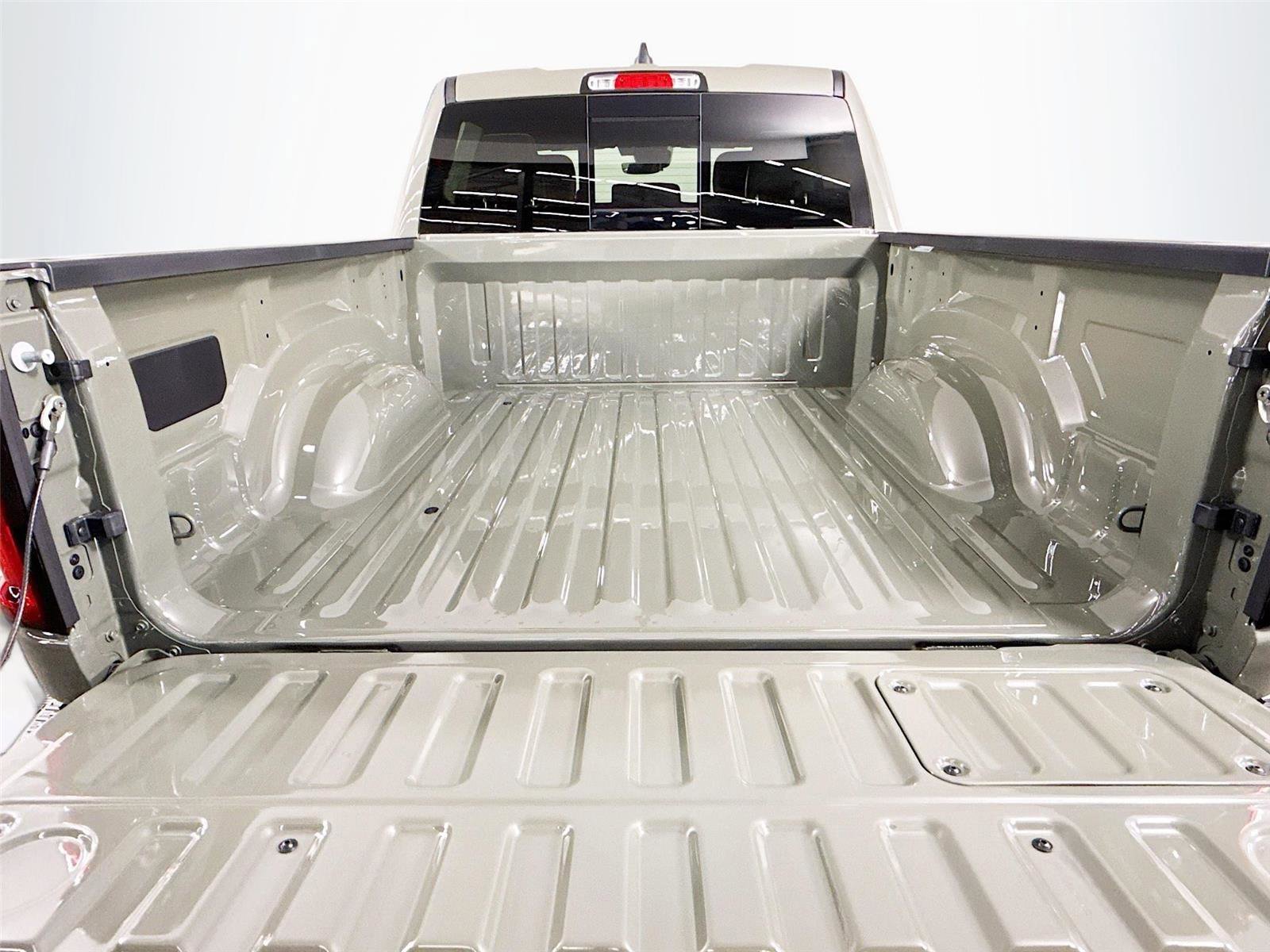 New 2026 RAM 1500 Laramie w/ Night Edition image 22