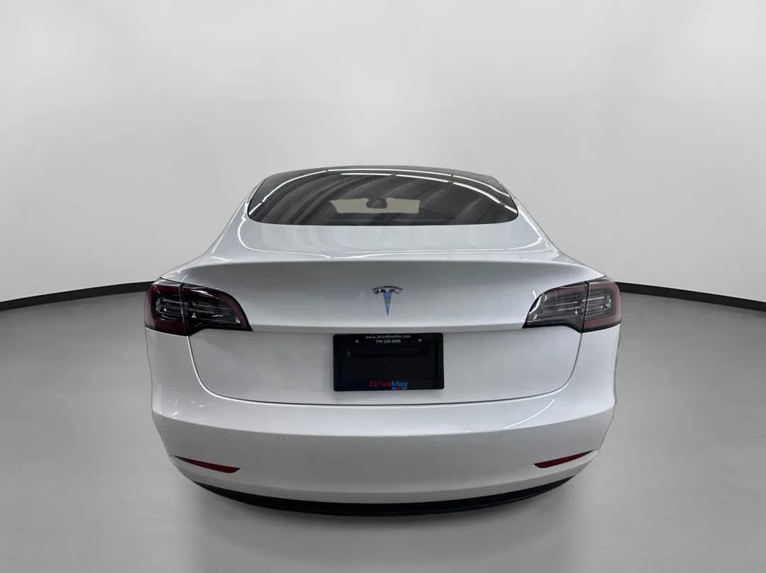 Used 2021 Tesla Model 3 Standard Range Plus RWD image 8